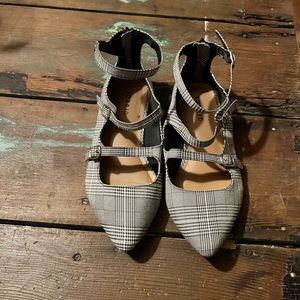 Torrid size 9 black and white plaid buckle flats